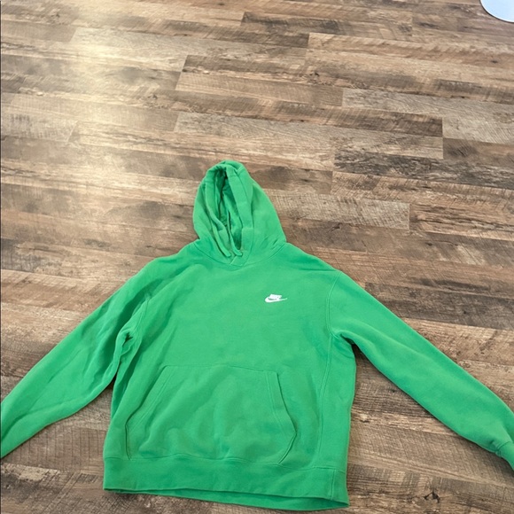 Nike Men's Vibrant Green Hoodie - Picture 1 of 3